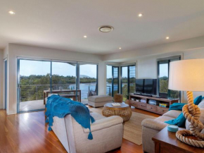 Myall River Magic, Tea Gardens